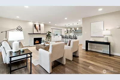 208 J Street NE, Auburn, WA 98002 - Photo 4