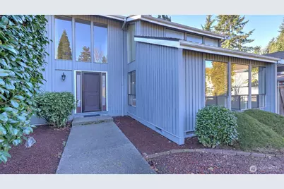 16641 160th Place SE, Renton, WA 98058 - Photo 2