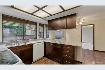 16641 160th Place SE, Renton, WA 98058 - Photo 16