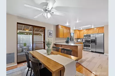 15903 E Shore Drive, Lynnwood, WA 98087 - Photo 8