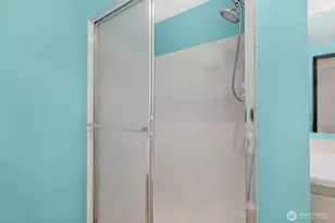 1001 W Casino Rd, Everett, WA 98204 - Photo 14