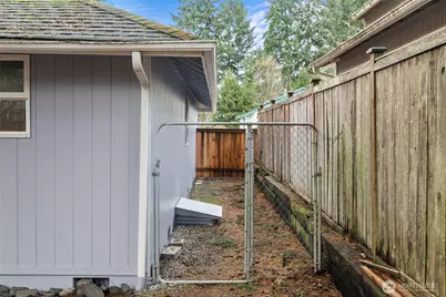 3627 Kings Way SE, Olympia, WA 98501 - Photo 6