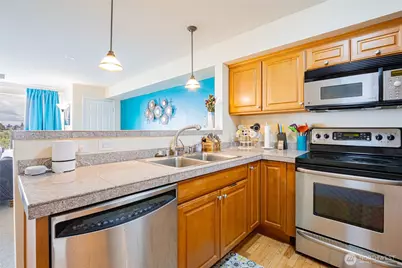 3201 Pacific Avenue #403, Tacoma, WA 98418 - Photo 8