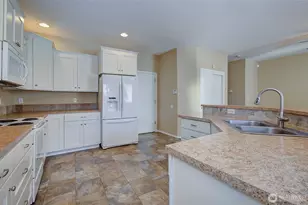5732 L St, Washougal, WA 98671 - Photo 16
