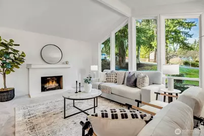 11725 NE 102nd Place, Kirkland, WA 98033 - Photo 2