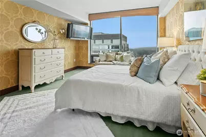 650 Bellevue Way NE #3705, Bellevue, WA 98004 - Photo 20