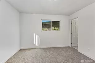 771 NE McBride Ct, Castle Rock, WA 98611 - Photo 18