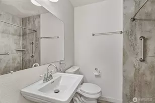 771 NE McBride Ct, Castle Rock, WA 98611 - Photo 16