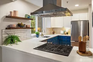 2024 NW 57th St, Seattle, WA 98107 - Photo 12