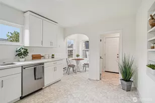 115 S 65th St, Tacoma, WA 98048 - Photo 8