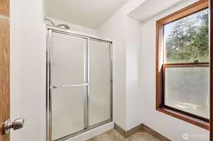 15931 22nd Ave SW, Burien, WA 98166 - Photo 18