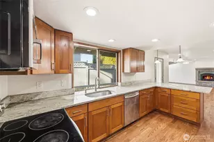 15931 22nd Ave SW, Burien, WA 98166 - Photo 10