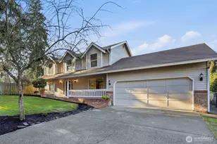 15931 22nd Ave SW, Burien, WA 98166 - Photo 2