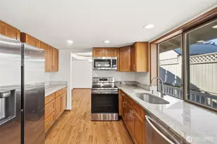 15931 22nd Ave SW, Burien, WA 98166 - Photo 8