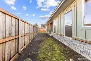 111 1st E, South Bend, WA 99586 - Photo 36