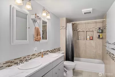 18201 Renton Maple Valley Road SE, Maple Valley, WA 98038 - Photo 14