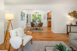 10743 14th Avenue Northeast, Seattle, WA 98125 - Photo 16