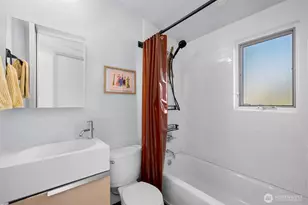 1519 5th Ave W, Seattle, WA 98119 - Photo 16