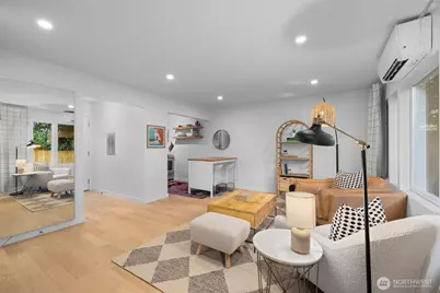 1519 5th Avenue W #2, Seattle, WA 98119 - Photo 8