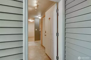 11527 Hwy 99, Everett, WA 98204 - Photo 4