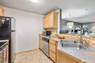 11527 Hwy 99, Everett, WA 98204 - Photo 10