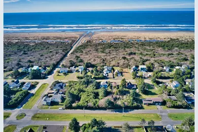 126 Sand Dune Avenue NW, Ocean Shores, WA 98569 - Photo 4