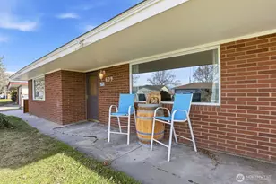 609 N 38th St, Yakima, WA 98901 - Photo 4