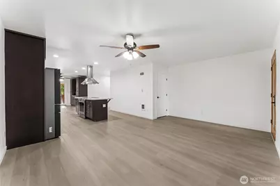 22429 Clearview Court SE, Yelm, WA 98597 - Photo 4