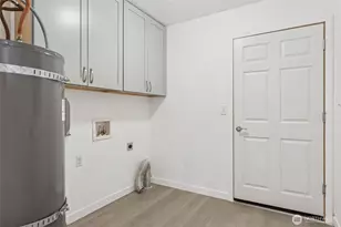 22429 Clearview Ct SE, Yelm, WA 98597 - Photo 14