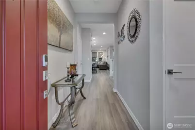 22619 SE 237th Place, Maple Valley, WA 98038 - Photo 2