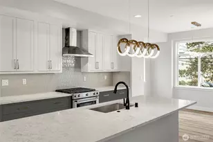 17116 35th Dr SE, Bothell, WA 98012 - Photo 4