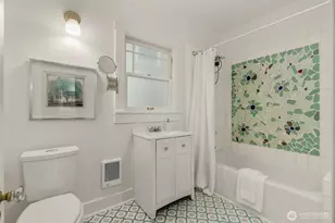 7546 17th Ave NW, Seattle, WA 98117 - Photo 16