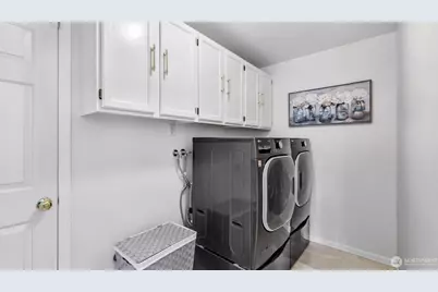 1734 Ilwaco Avenue NE, Renton, WA 98059 - Photo 14