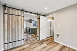 6521 194th Ave E, Bonney Lake, WA 98391 - Photo 8