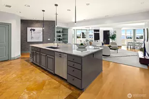 505 W Mercer Pl, Seattle, WA 98119 - Photo 8