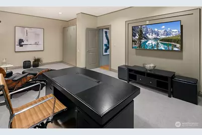 505 W Mercer Place #101, Seattle, WA 98119 - Photo 14