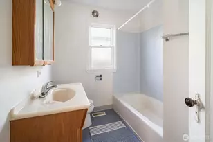 7542 9th Ave NW, Seattle, WA 98117 - Photo 14