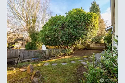 7542 9th Avenue NW, Seattle, WA 98117 - Photo 22