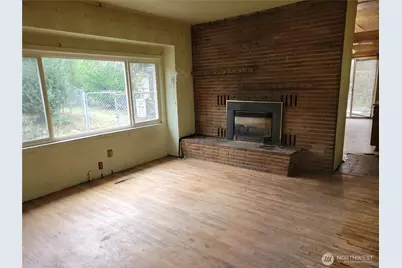 13715 45th Avenue S, Tukwila, WA 98168 - Photo 6