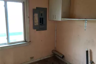 13715 45th Ave S, Tukwila, WA 98168 - Photo 14