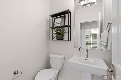 964 7th Avenue NE #2.4, Issaquah, WA 98029 - Photo 14