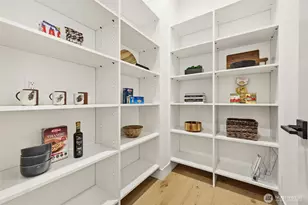 26030 NE 29th Pl, Redmond, WA 98053 - Photo 14