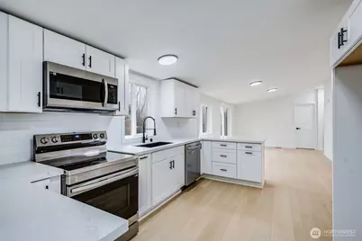 9318 210th Street Ct E, Graham, WA 98338 - Photo 8