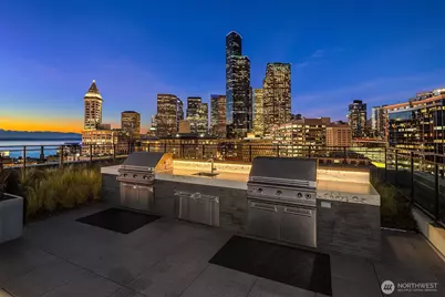 450 S Main Street #305, Seattle, WA 98104 - Photo 30
