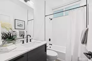 12011 36th Ave NE, Seattle, WA 98125 - Photo 28