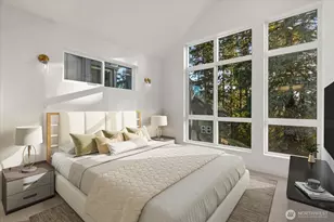 10746 Interlake Ave N, Seattle, WA 98133 - Photo 8