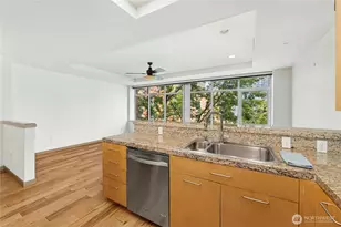 2319 1st Ave, Seattle, WA 98121 - Photo 12