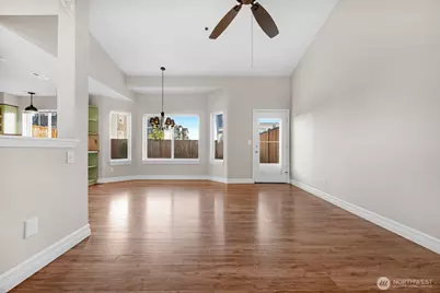 217 112th Street SW #B102, Everett, WA 98204 - Photo 4