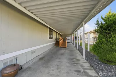 1402 22nd Street NE #127, Auburn, WA 98002 - Photo 4