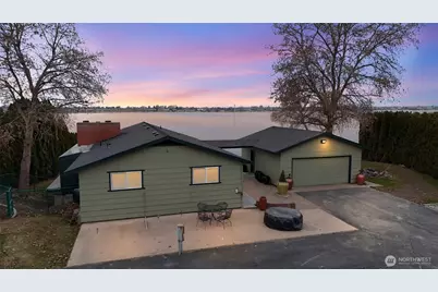 2102 Elgin Road NE, Moses Lake, WA 98837 - Photo 2